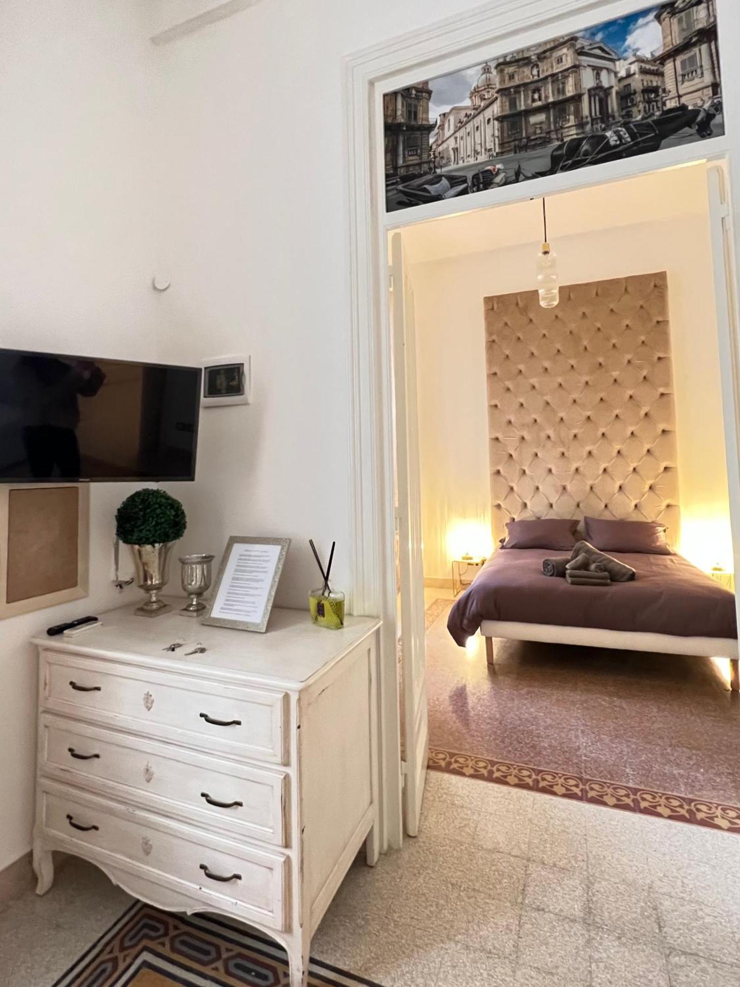 Aristocasa B&B Luxury Rooms Палермо Екстер'єр фото
